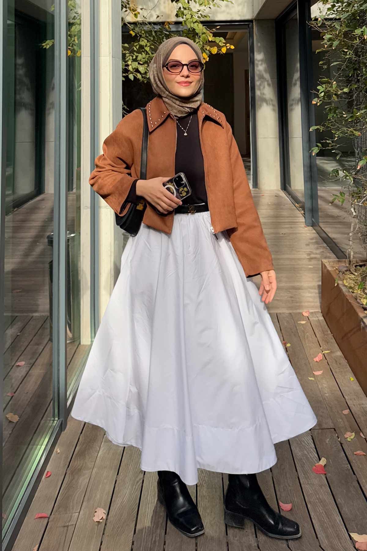 Sümeyye'nin Kombinini Keşfet