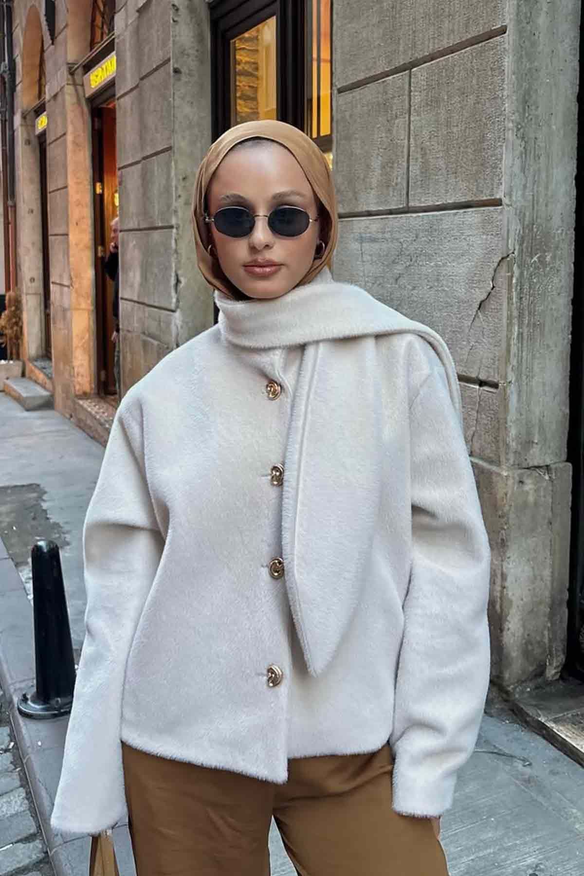 Rumeysa'nın Kombinini Keşfet