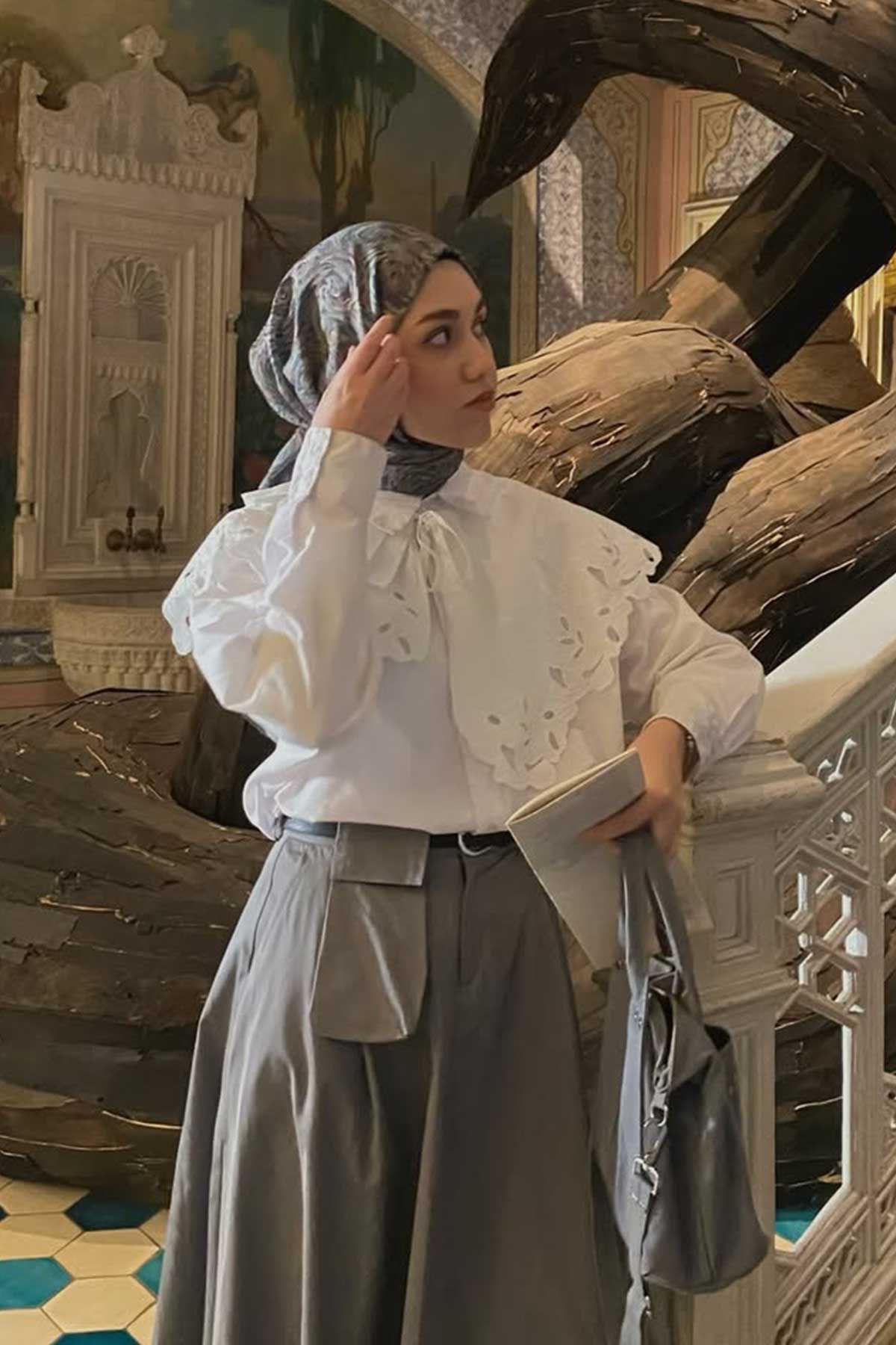 Feray'ın Kombinini Keşfet