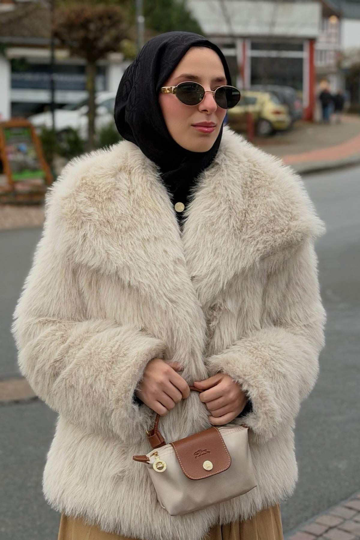 Eda'nın Kombinini Keşfet