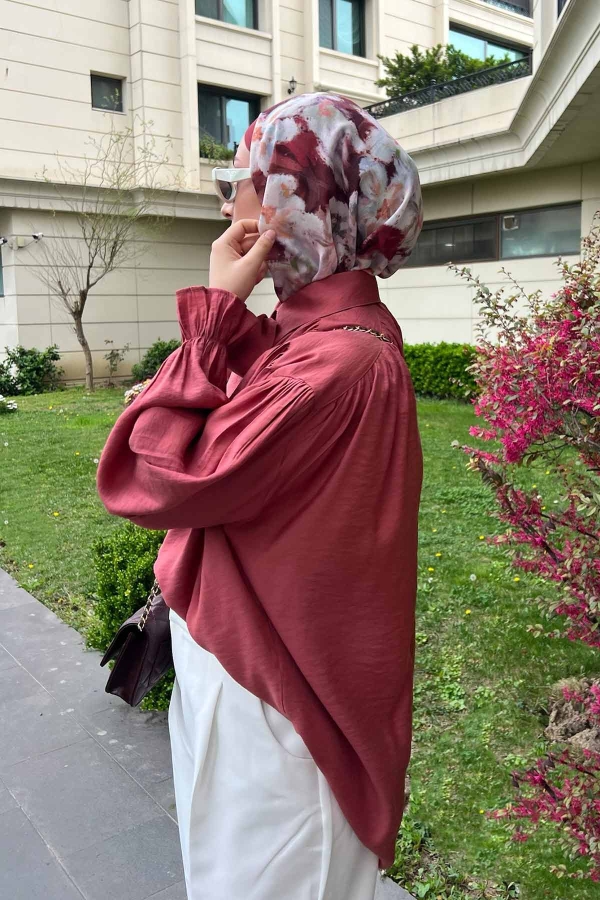 Elif Berfin'in Kombinini Keşfet - Thumbnail