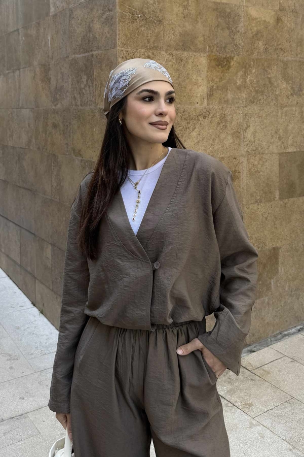 Ece'nin Kombinini Keşfet - Thumbnail