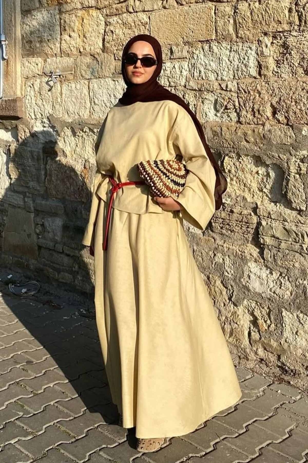 Esra'nın Kombinini Keşfet - Thumbnail