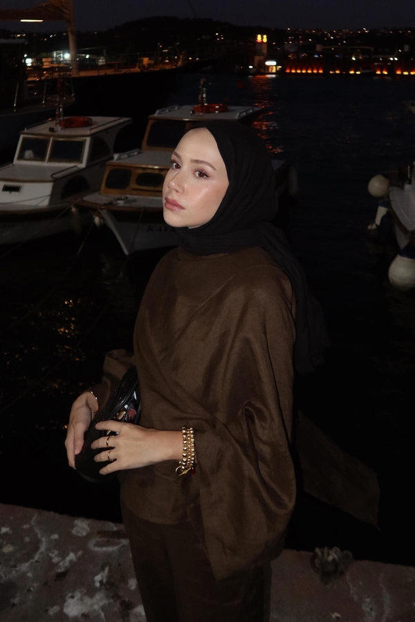 Feyza'nın Kombinini Keşfet - Thumbnail