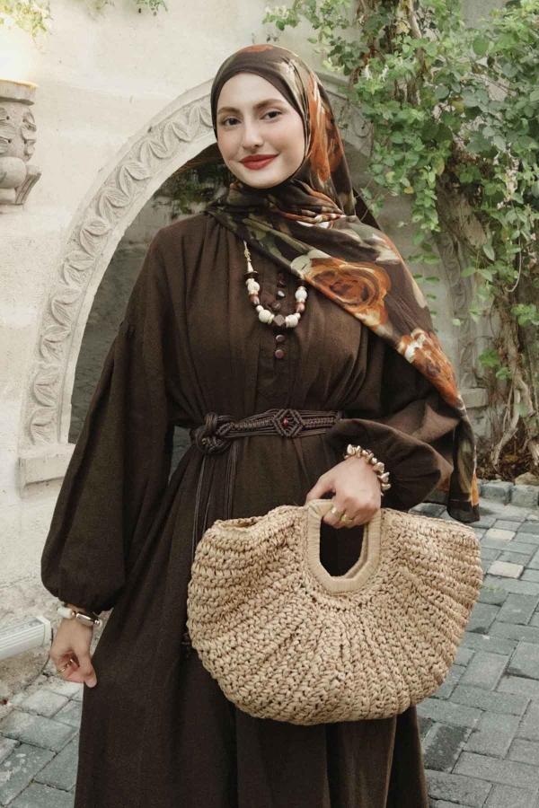Ayşegül'ün Kombinini Keşfet - Thumbnail