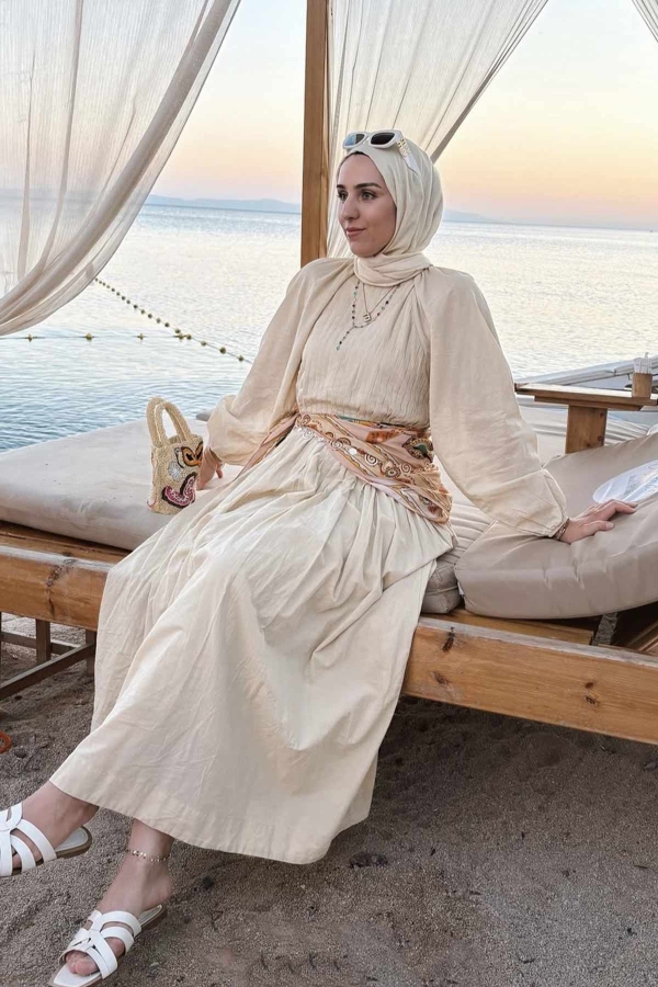 Elif'in Kombinini Keşfet - Thumbnail