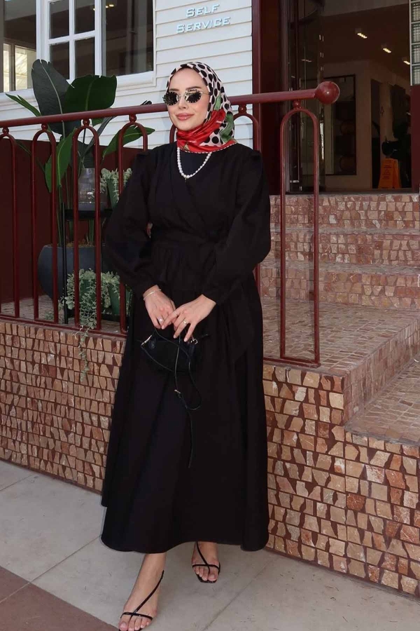Duygu'nun Kombinini Keşfet - Thumbnail