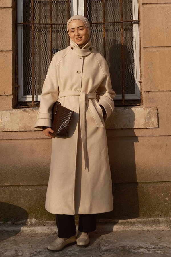 Elif'in Kombinini Keşfet - Thumbnail