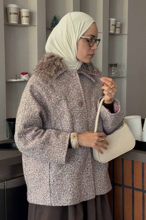 Merve'nin Kombinini Keşfet - Thumbnail