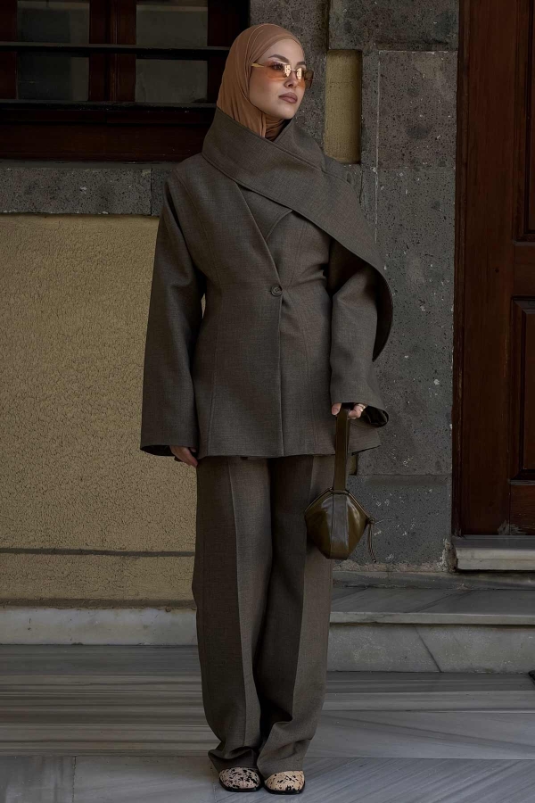 İrem'in Kombinini Keşfet - Thumbnail