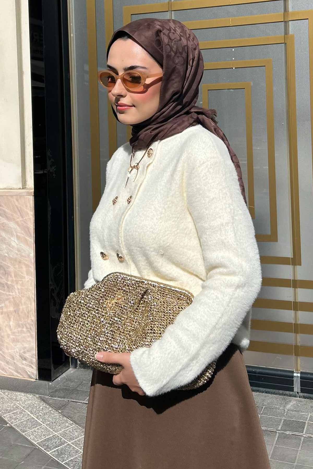 Merve'nin Kombinini Keşfet (1)