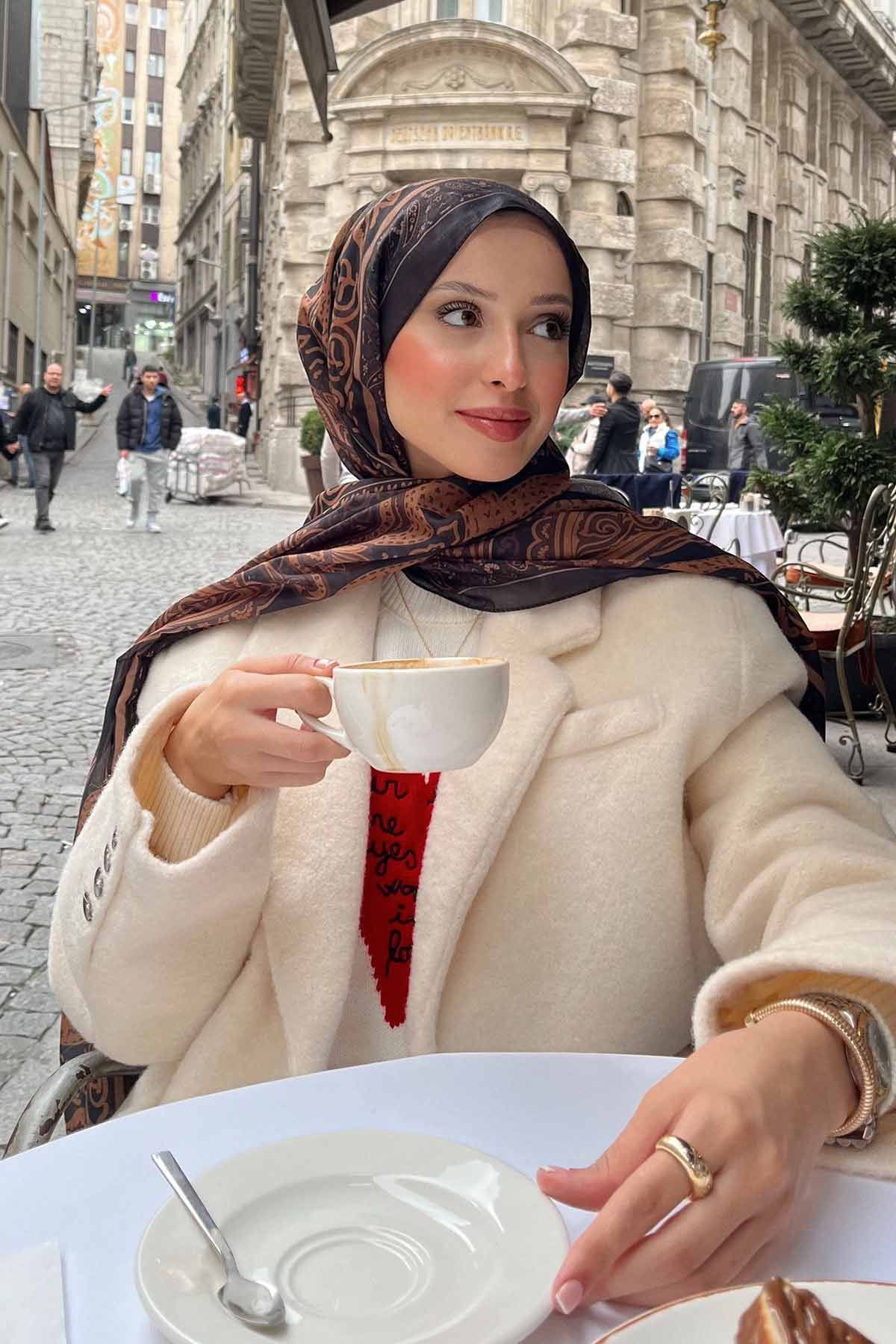 Sema'nın Kombinini Keşfet (1)