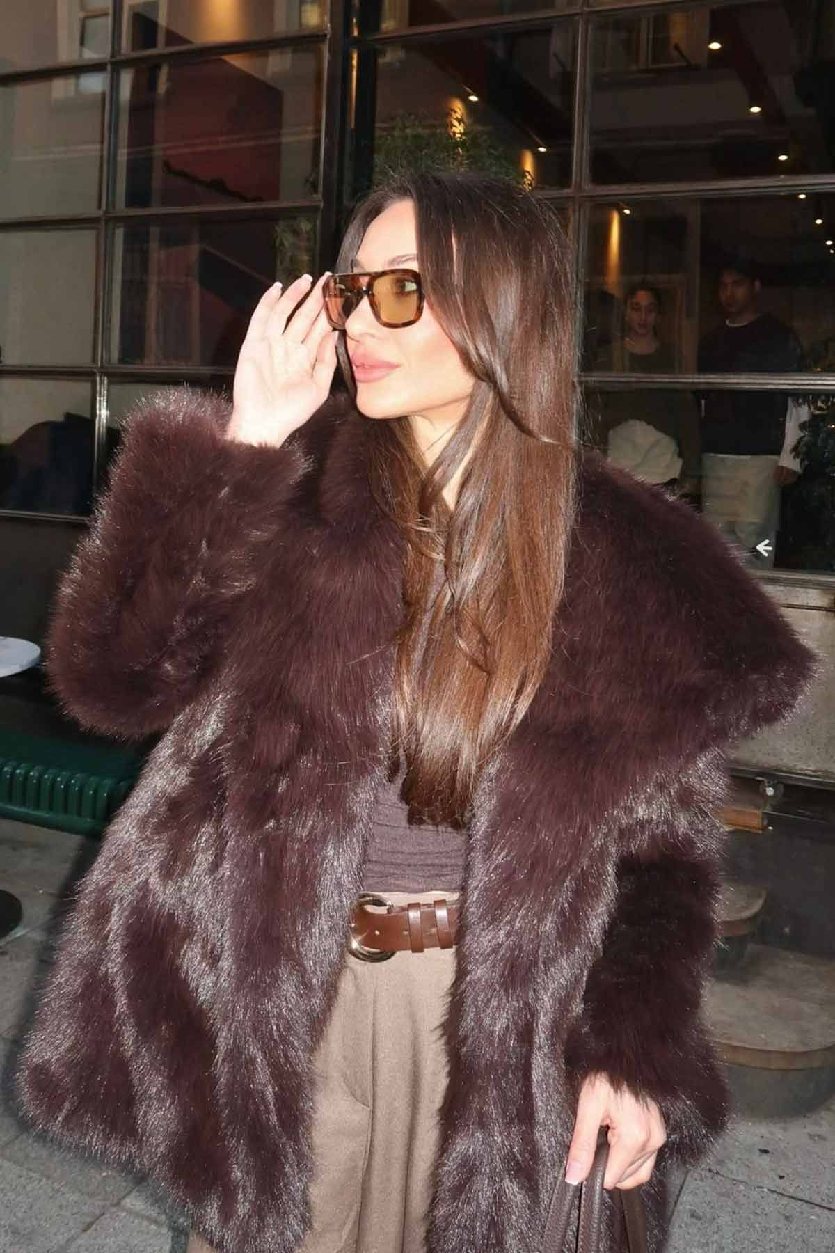 Alya'nın Kombinini Keşfet