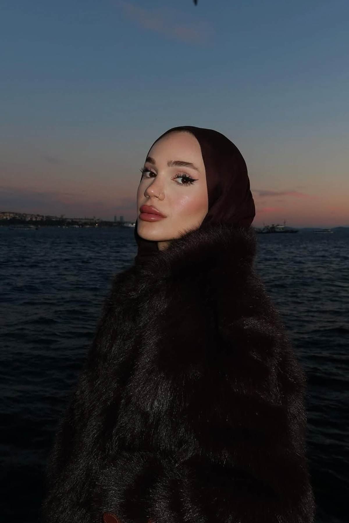 Şeyma'nın Kombinini Keşfet (1)