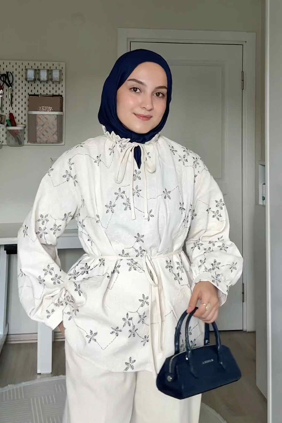 Hande'nin Kombinini Keşfet