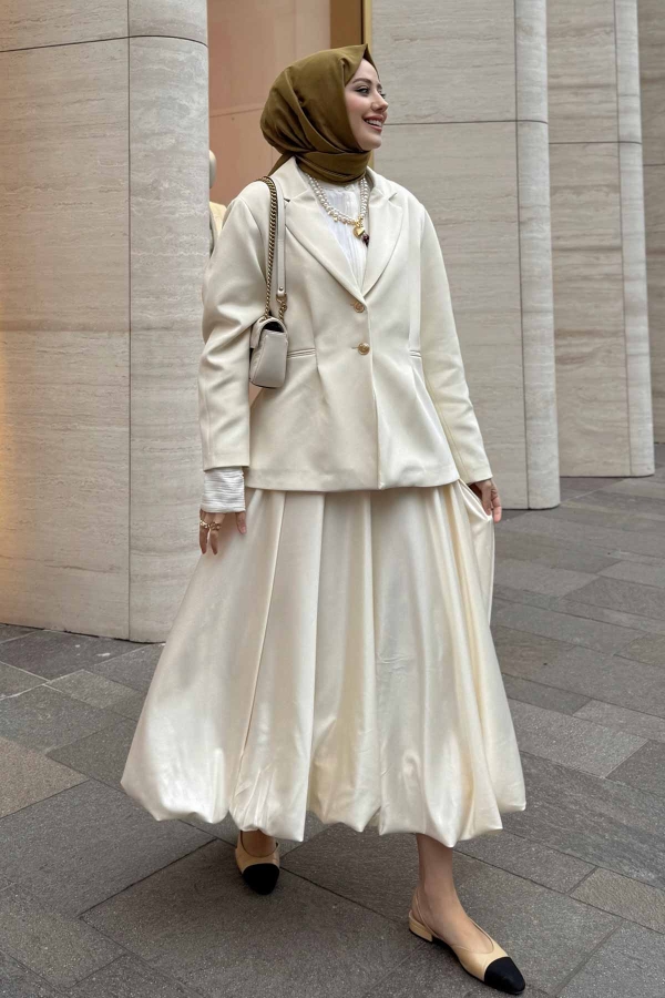 Aybuke'nin Kombinini Keşfet2 - Thumbnail