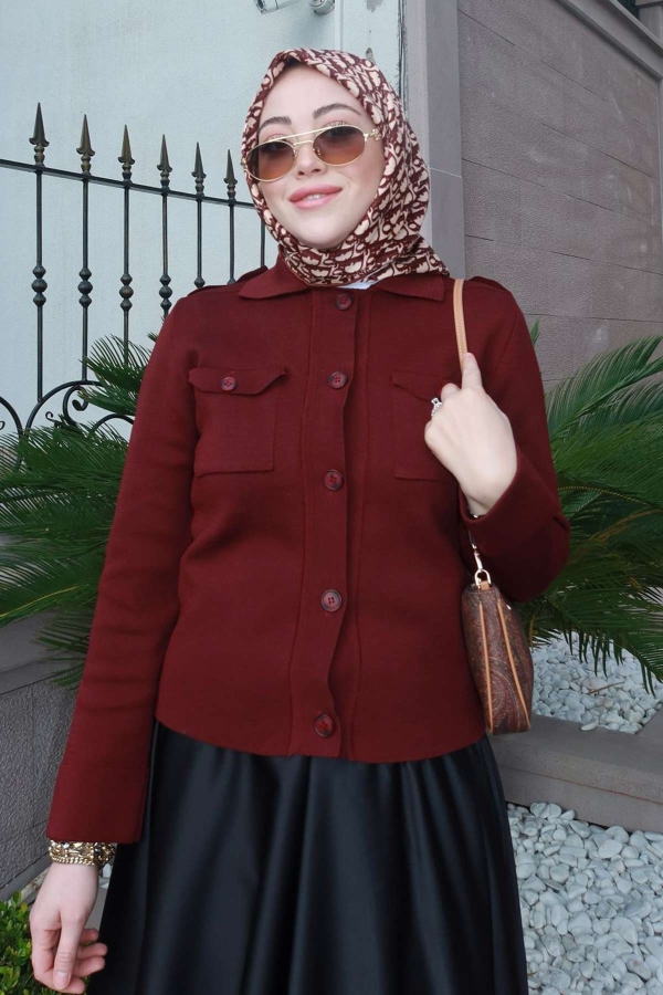 Ebrar'ın Kombinini Keşfet - Thumbnail