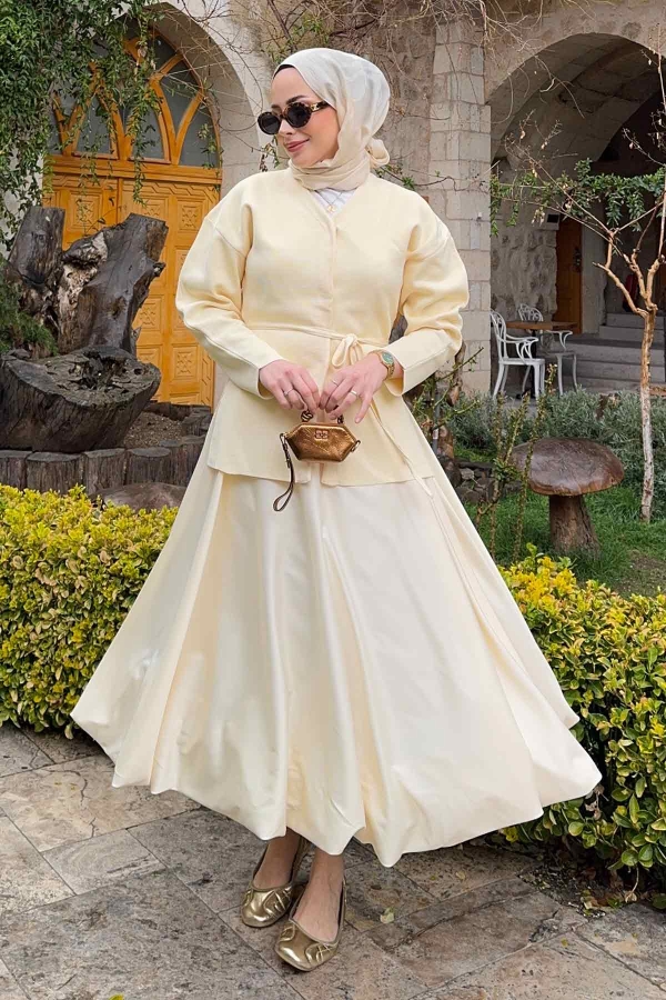 Duygu'nun Kombinini Keşfet - Thumbnail