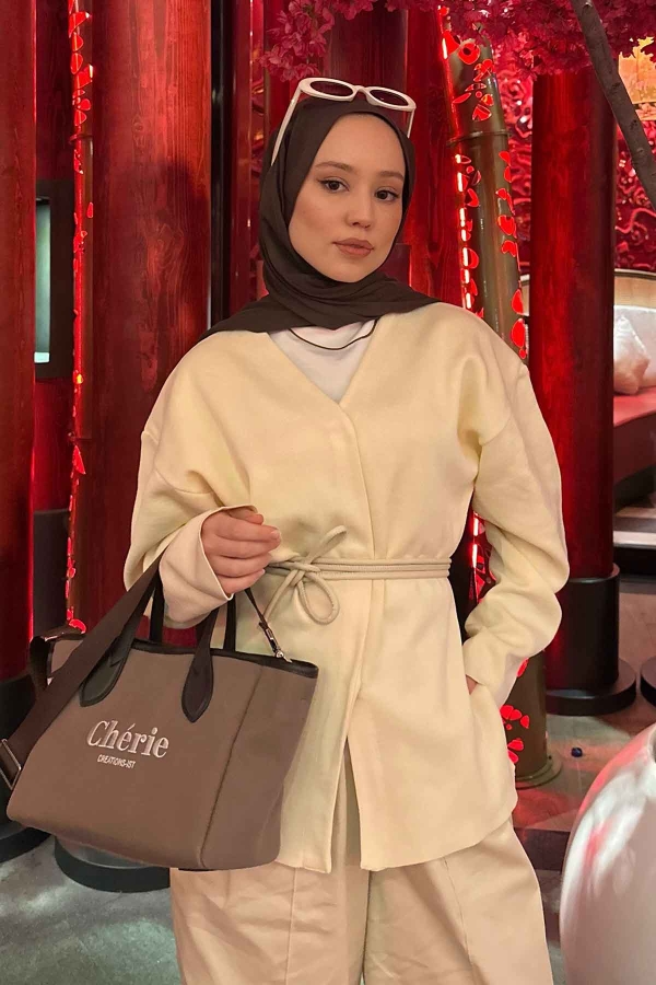 Sena'nın Kombinini Keşfet - Thumbnail