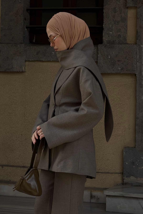 İrem'in Kombinini Keşfet - Thumbnail