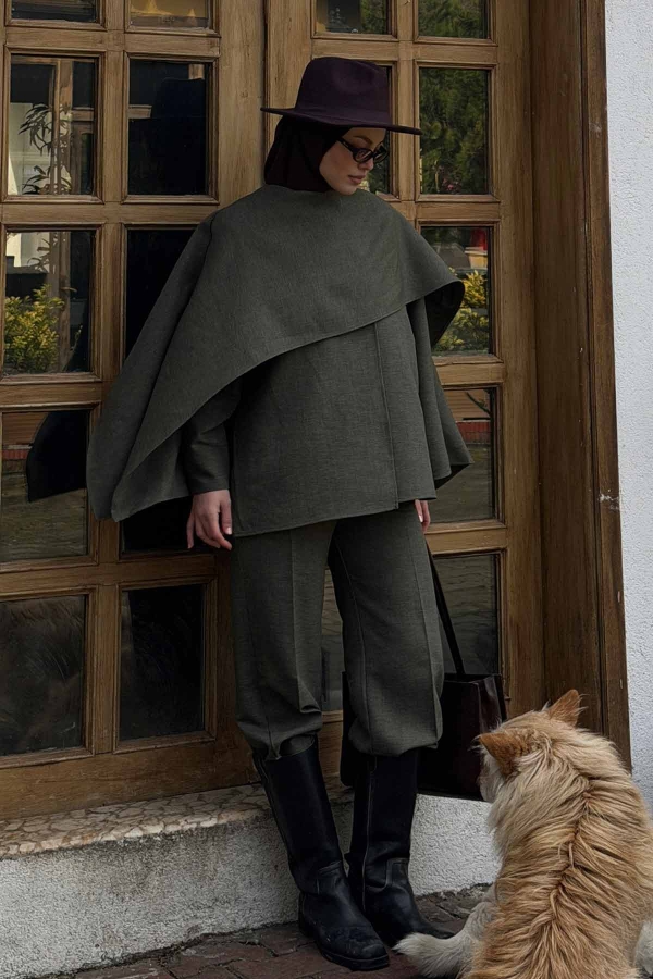 Betül'ün Kombinini Keşfet - Thumbnail