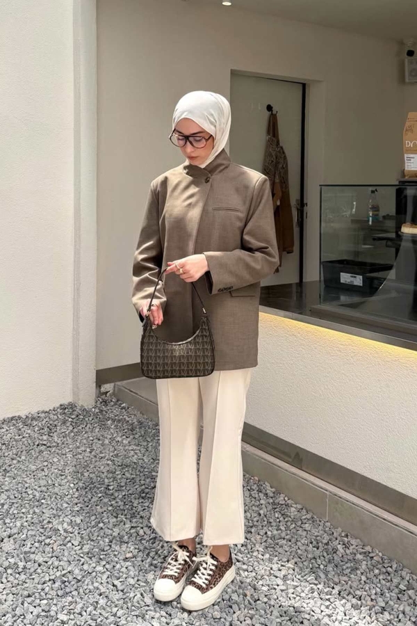 Zeynep'in Kombinini Keşfet - Thumbnail