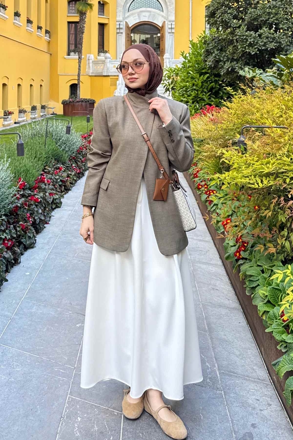 İrem'in Kombinini Keşfet - Thumbnail