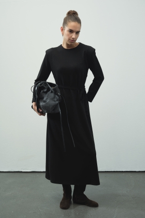 Beli elastik pantolon