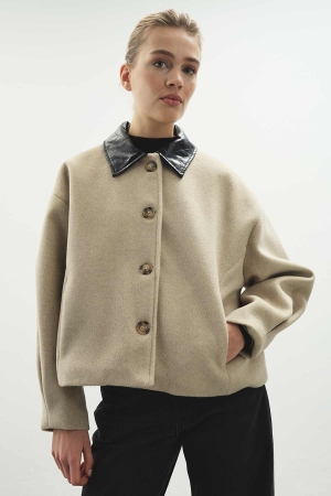 Beli elastik pantolon