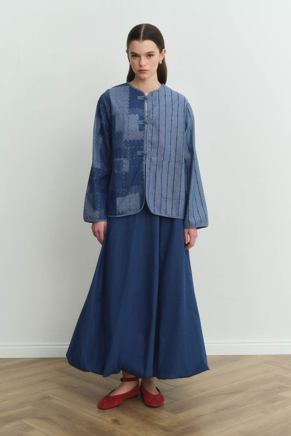 Desenli Denim Dokulu Mavi Ceket · 4