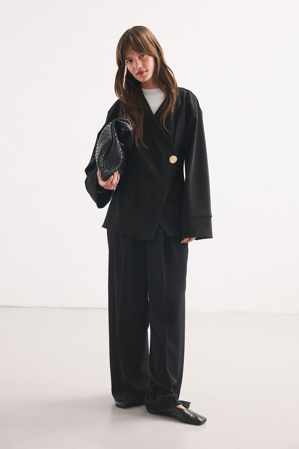 Düğme Detaylı Siyah Kimono Bluz · 3