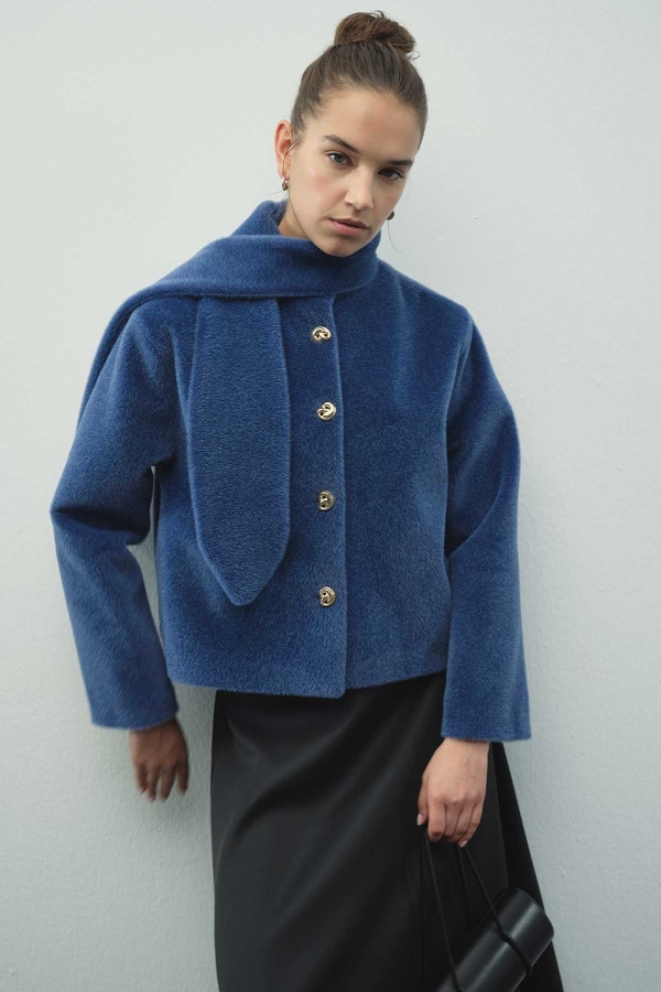 Hooopstore - Fular Bağlama Detaylı Kısa İndigo Ceket