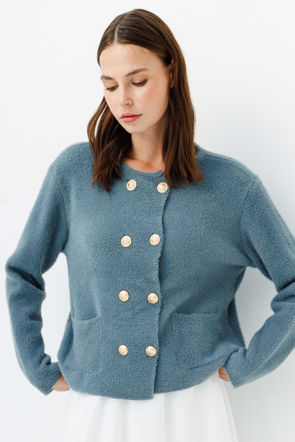 Hooopstore - Gold Düğme Detaylı Tüylü Çağla Hırka