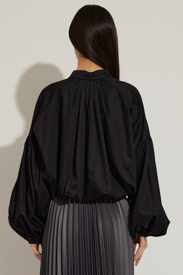 Önden Düğmeli Siyah Crop Poplin Gömlek · 5