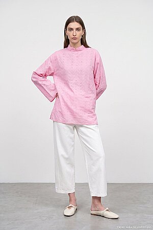 Mini Çiçek İşlemeli Soft Pembe Bluz (1)