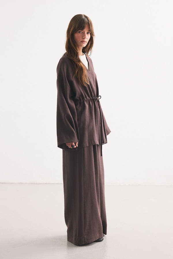 Önden Bağlama Detaylı Kahve Kimono Pantolon Takım · 5