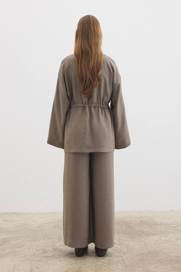 Önden Bağlama Detaylı Vizon Kimono Pantolon Takım · 7
