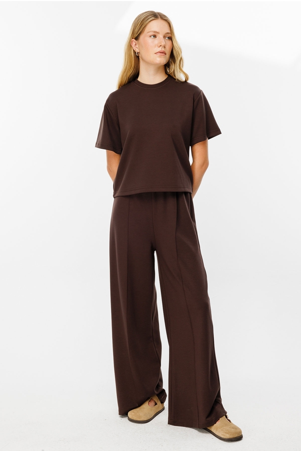 Pamuklu Basic Kahve Tshirt · 4