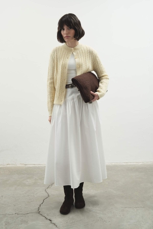 Beli elastik pantolon