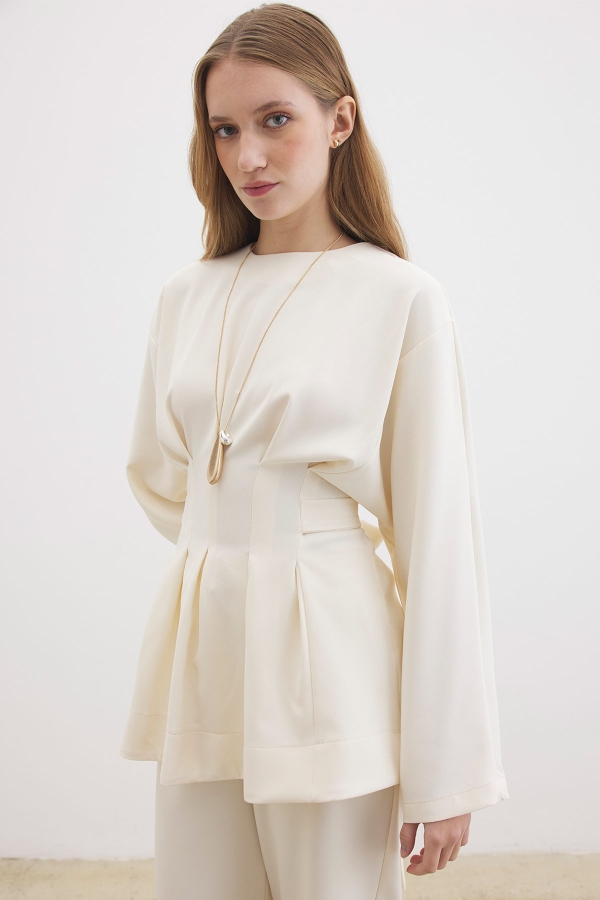 Pile Detaylı Bluz Krem Pantolon Takım · 3