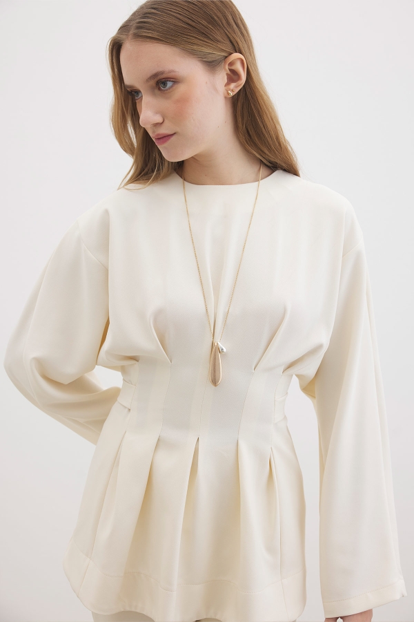 Pile Detaylı Bluz Krem Pantolon Takım · 5