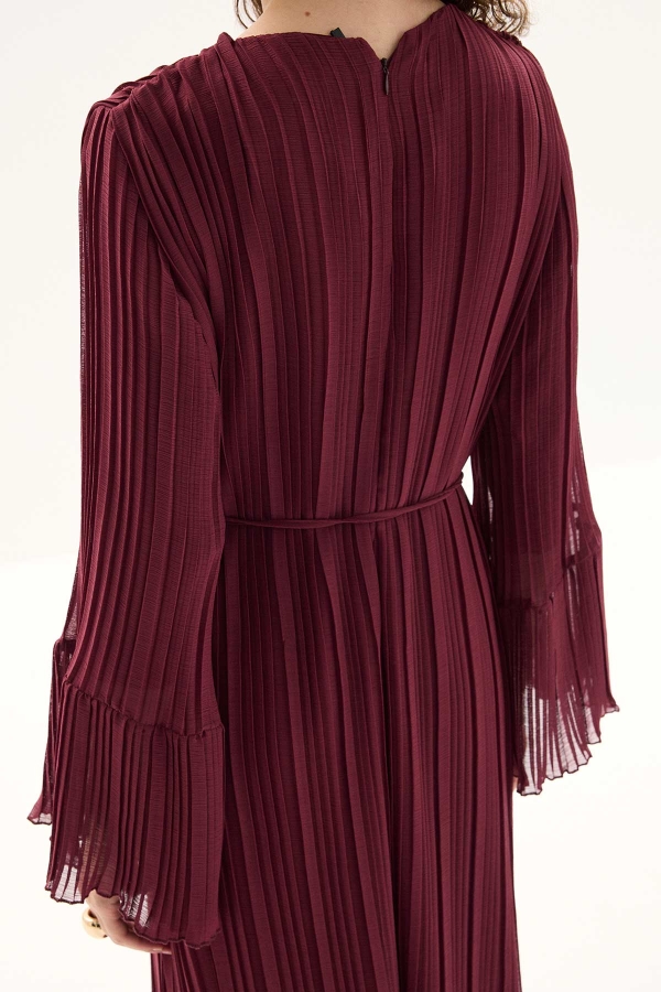 Pilise Detaylı Rahat Form Bordo Elbise · 7
