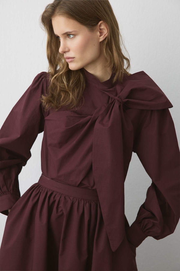 Premium Fiyonk Detaylı Poplin Bordo Gömlek · 2