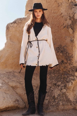 Beli elastik pantolon