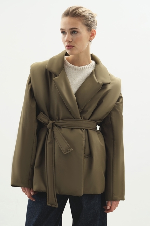 Beli elastik pantolon