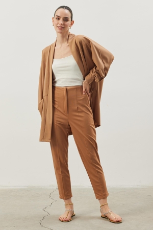 V Kaya Kinono - Camel
