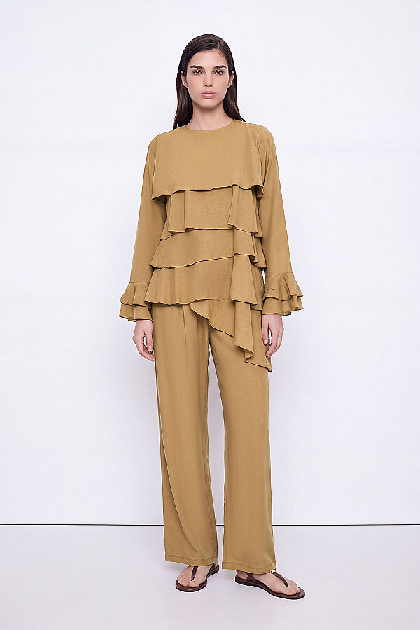 Volanlı Camel Bluz Pantolon Takım · 3